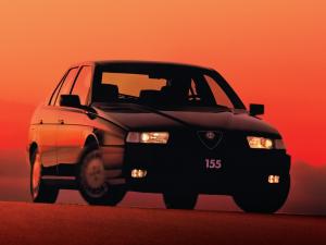 Alfa Romeo 155 1992 года 